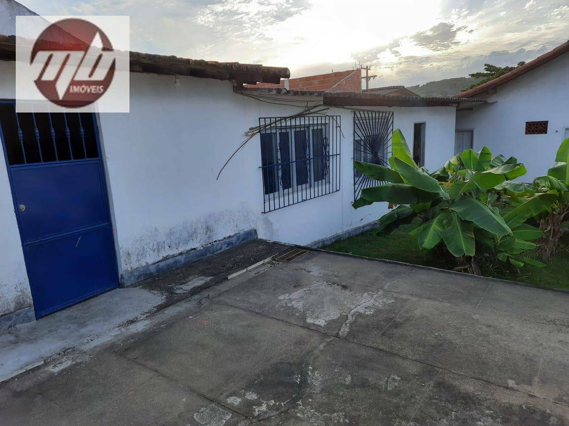 Casa à venda com 4 quartos, 100m² - Foto 17