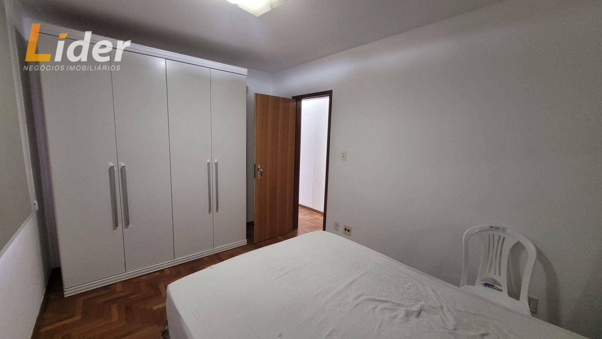 Apartamento para alugar com 2 quartos, 70m² - Foto 7