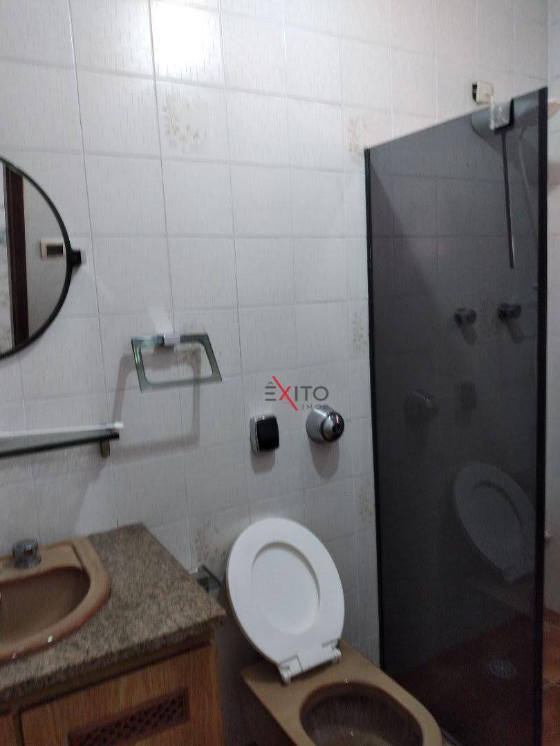 Casa para alugar com 3 quartos, 500m² - Foto 44