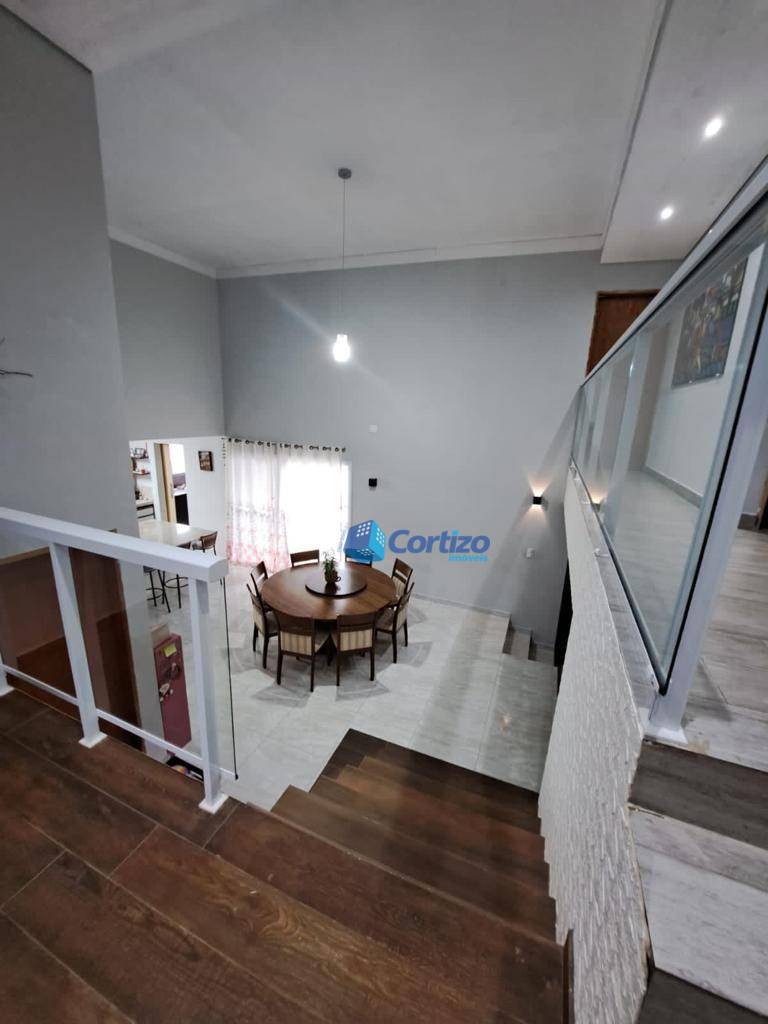 Casa de Condomínio à venda com 3 quartos, 300m² - Foto 8