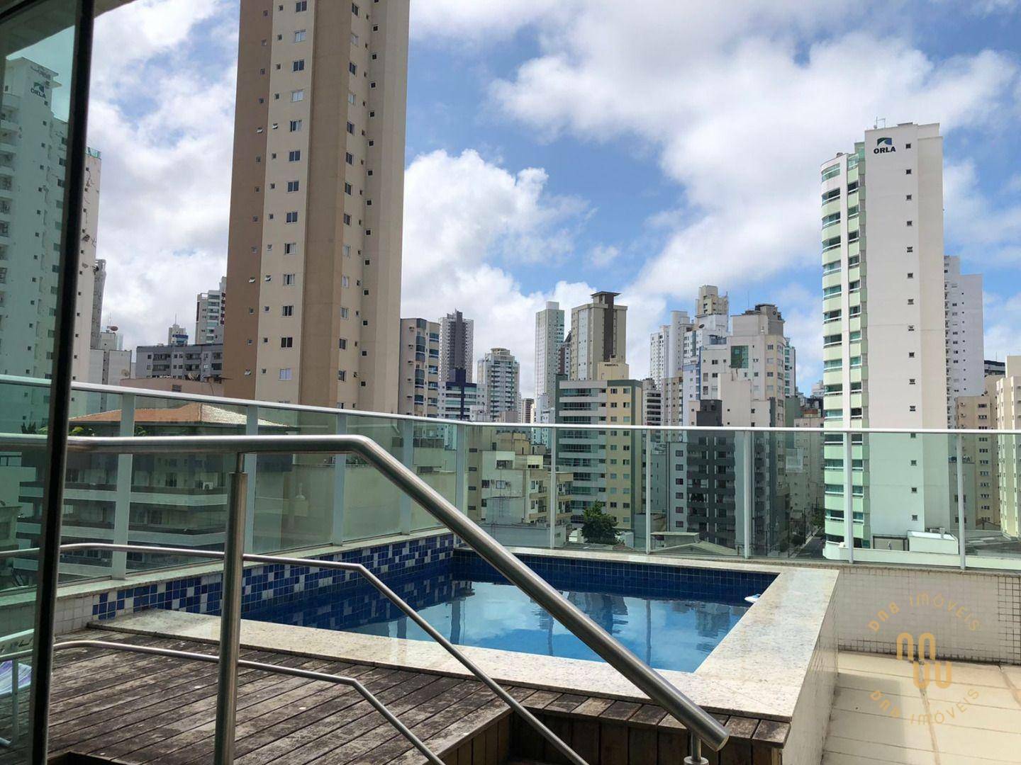 Apartamento à venda com 3 quartos, 150m² - Foto 3