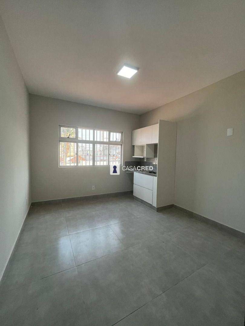 Casa à venda com 3 quartos, 235m² - Foto 27