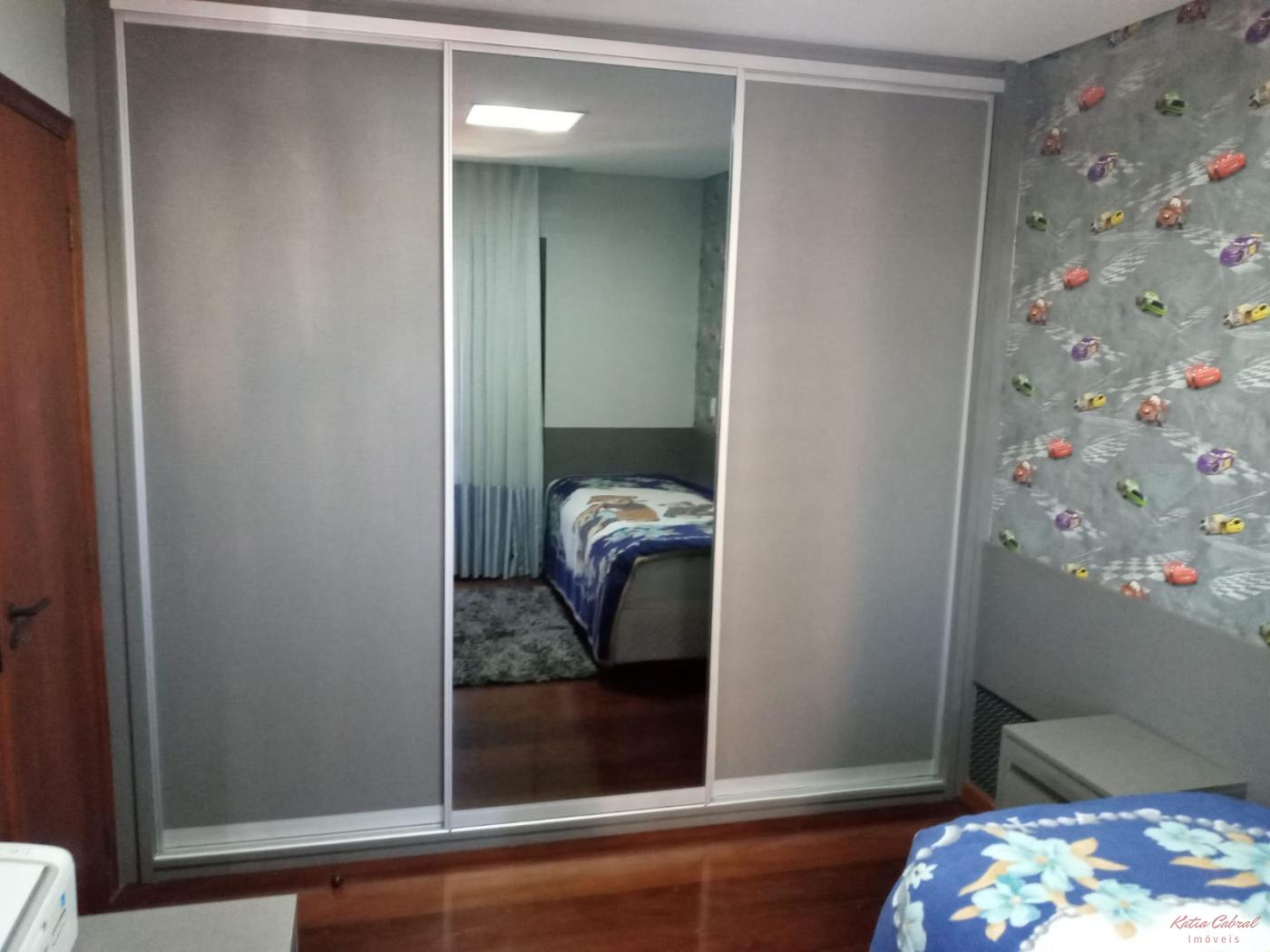 Apartamento à venda com 3 quartos, 130m² - Foto 18