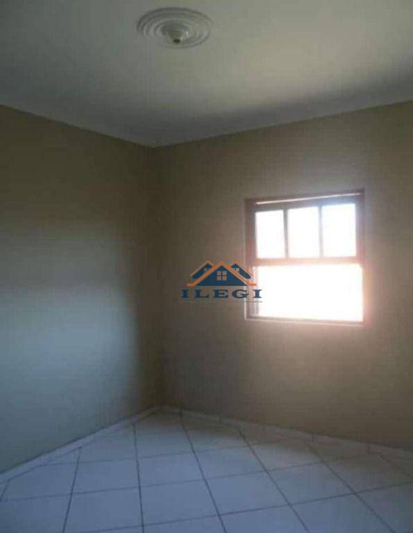 Casa à venda com 2 quartos, 107m² - Foto 10