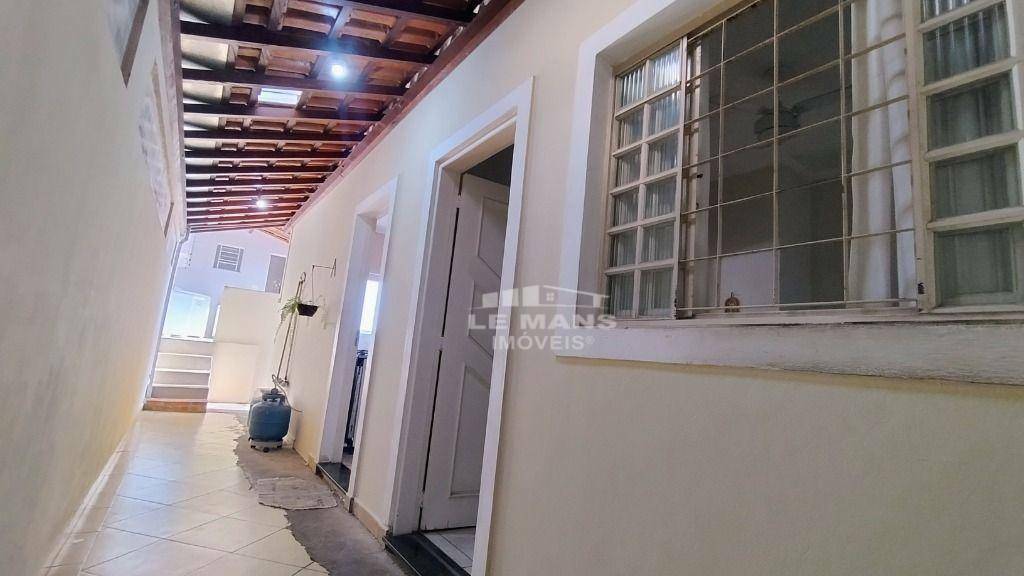 Casa à venda com 2 quartos, 184m² - Foto 7