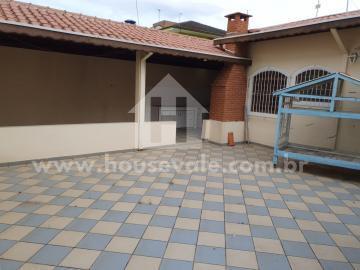 Sobrado à venda com 3 quartos, 290m² - Foto 1