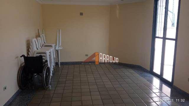 Apartamento à venda com 3 quartos, 127m² - Foto 24