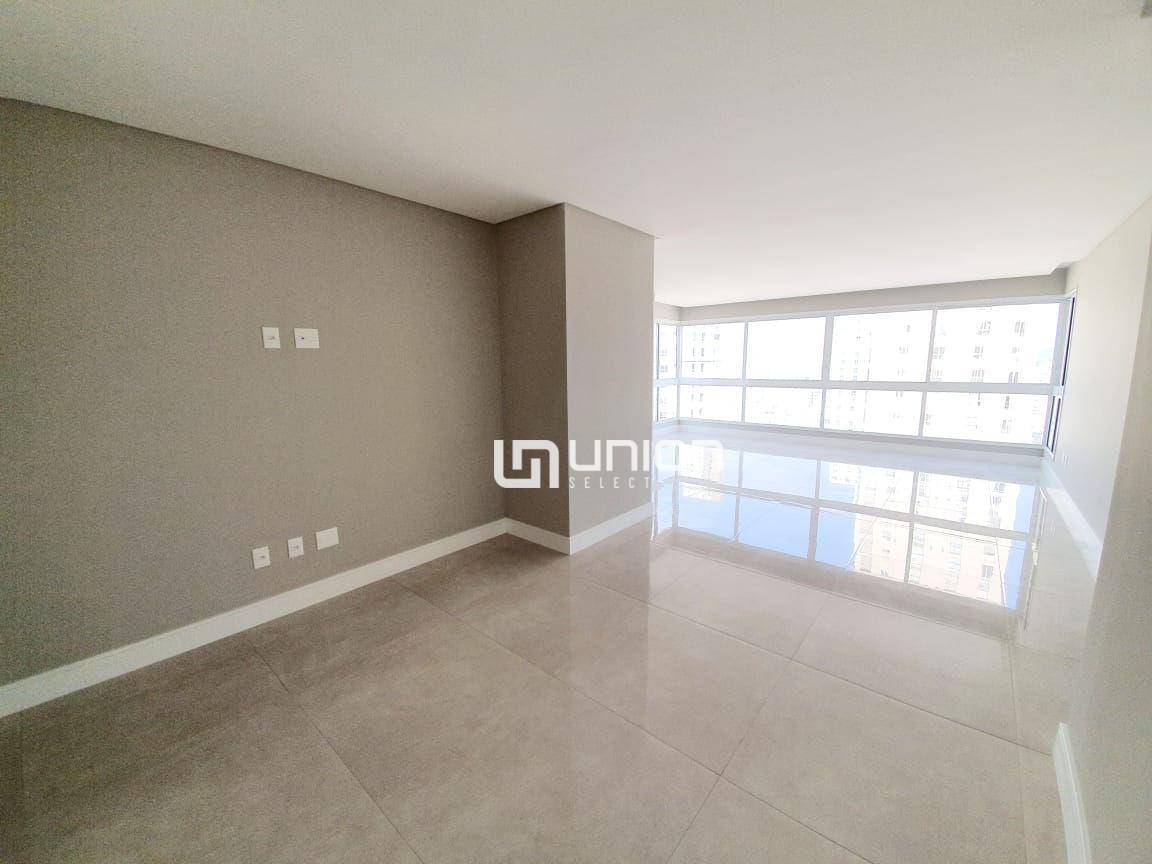 Apartamento à venda com 4 quartos, 173m² - Foto 5