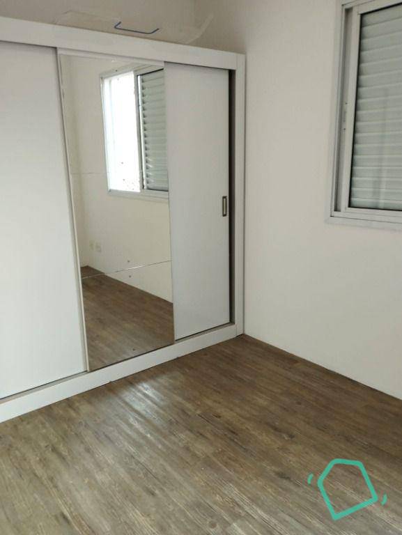 Casa de Condomínio para alugar com 3 quartos, 95m² - Foto 3