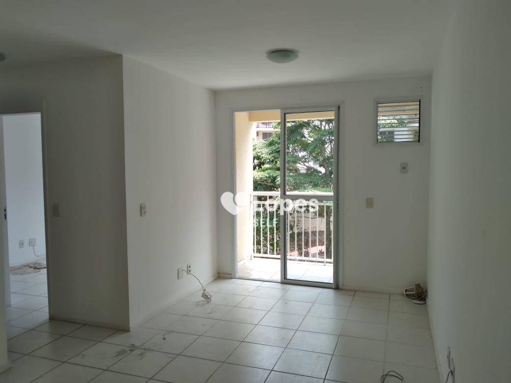 Apartamento à venda com 2 quartos, 60m² - Foto 1