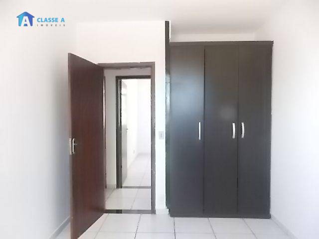 Casa à venda com 2 quartos, 61m² - Foto 25