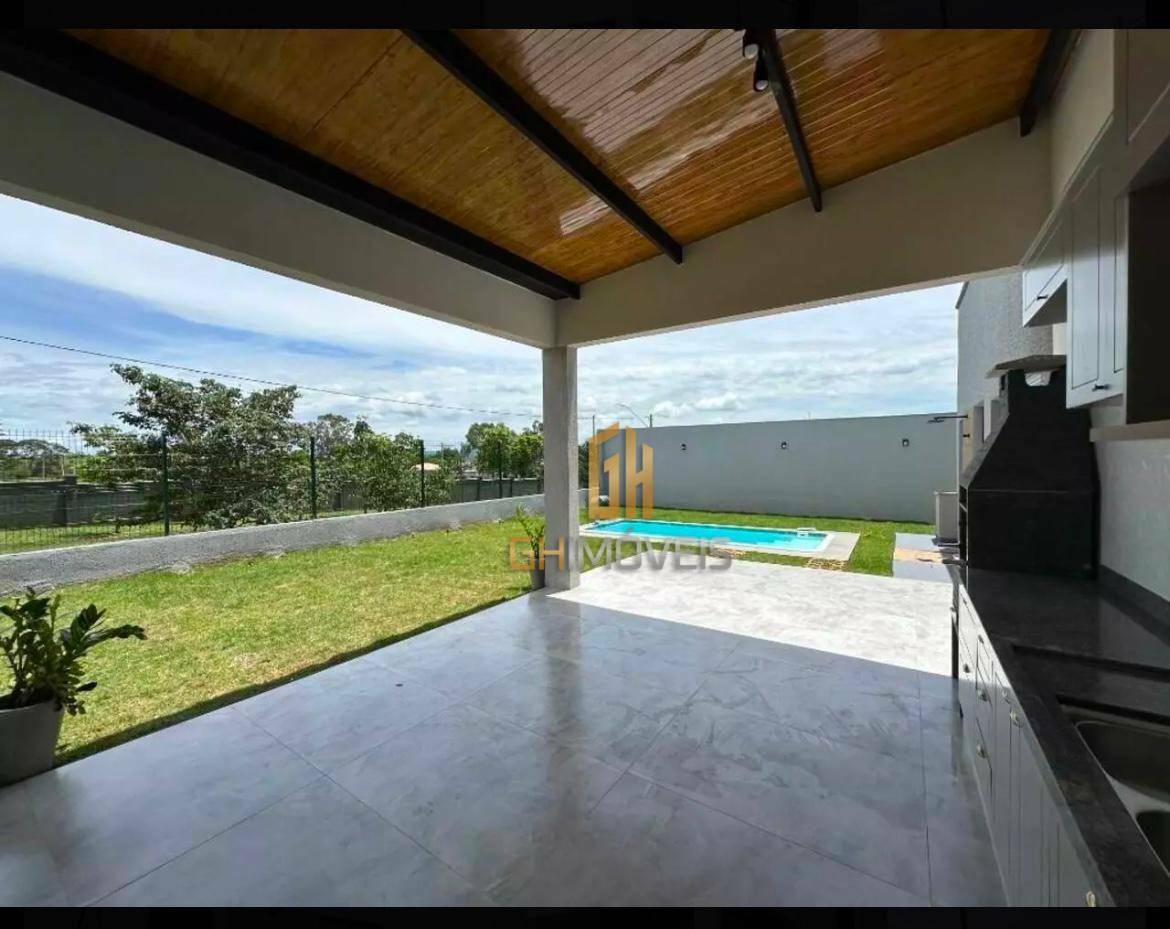 Casa de Condomínio à venda com 3 quartos, 207m² - Foto 17