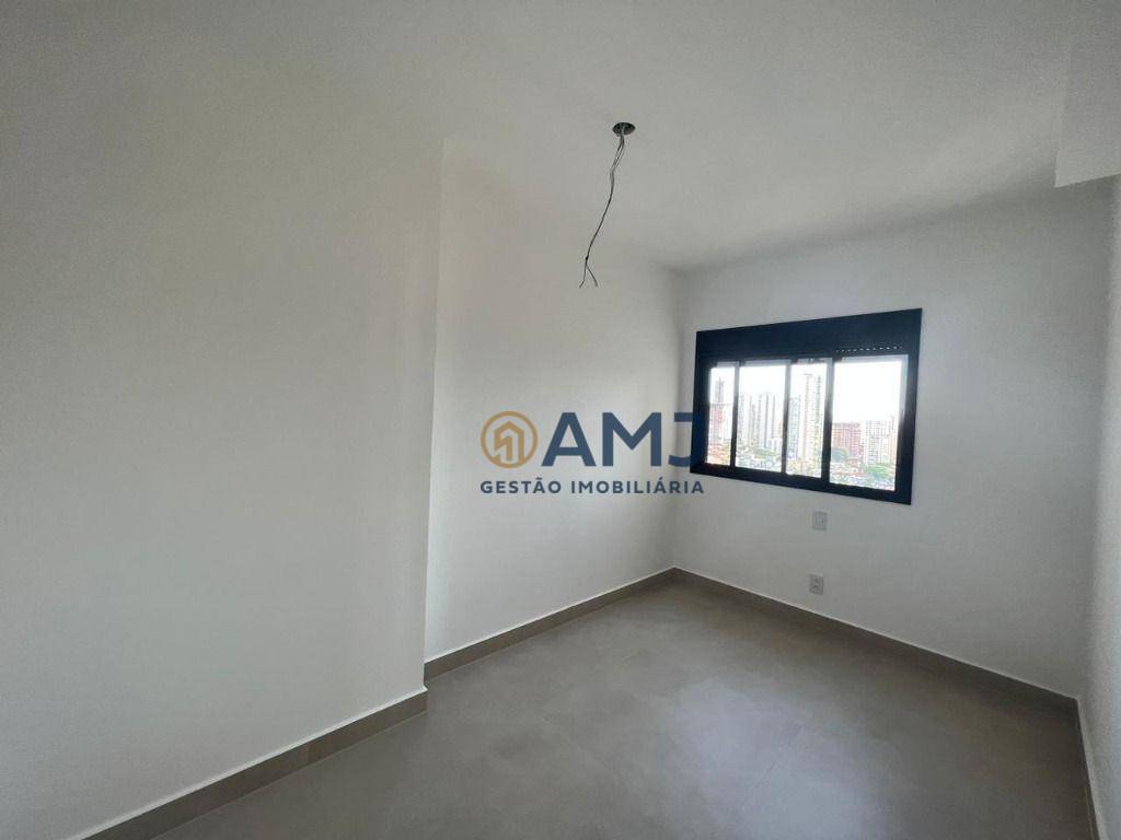 Apartamento à venda com 3 quartos, 95m² - Foto 2