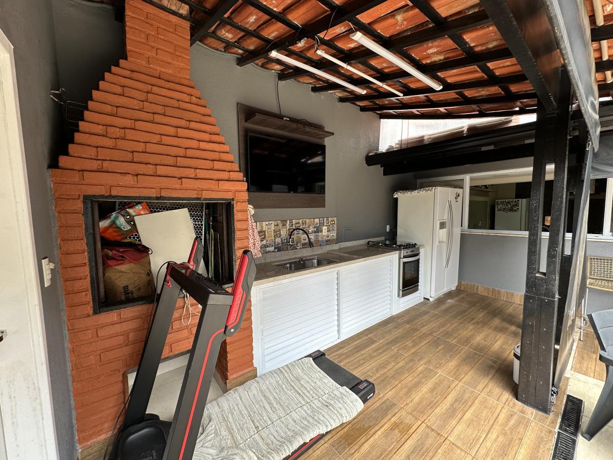 Casa à venda com 4 quartos, 189m² - Foto 9