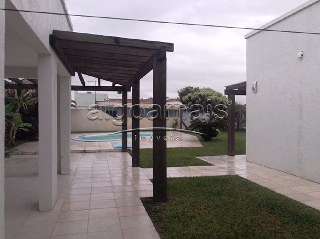 Casa à venda com 4 quartos, 200m² - Foto 7