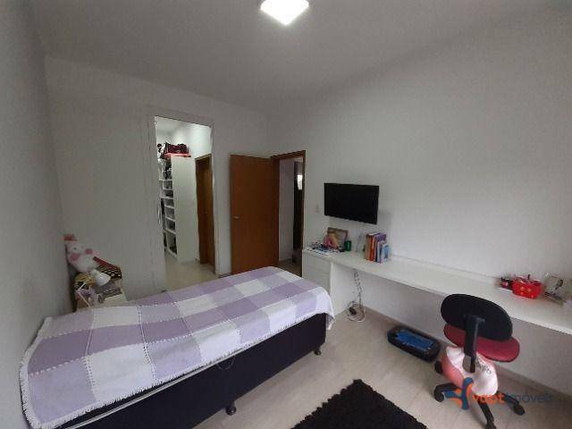 Sobrado à venda com 3 quartos, 290m² - Foto 16