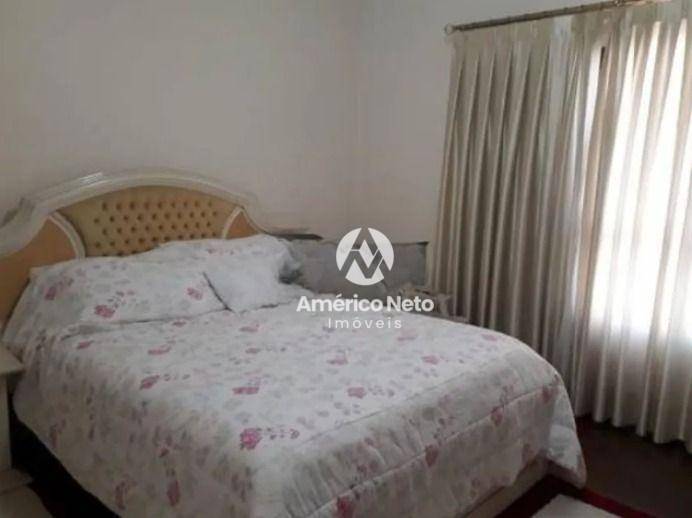 Apartamento à venda com 3 quartos, 238m² - Foto 10