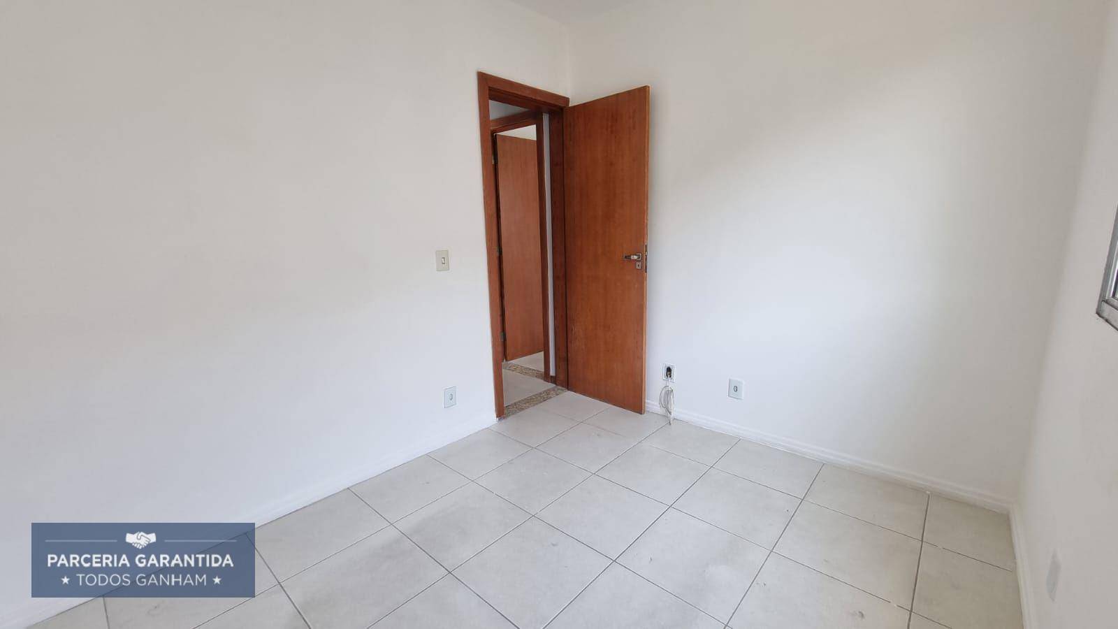 Apartamento à venda com 2 quartos, 60m² - Foto 14