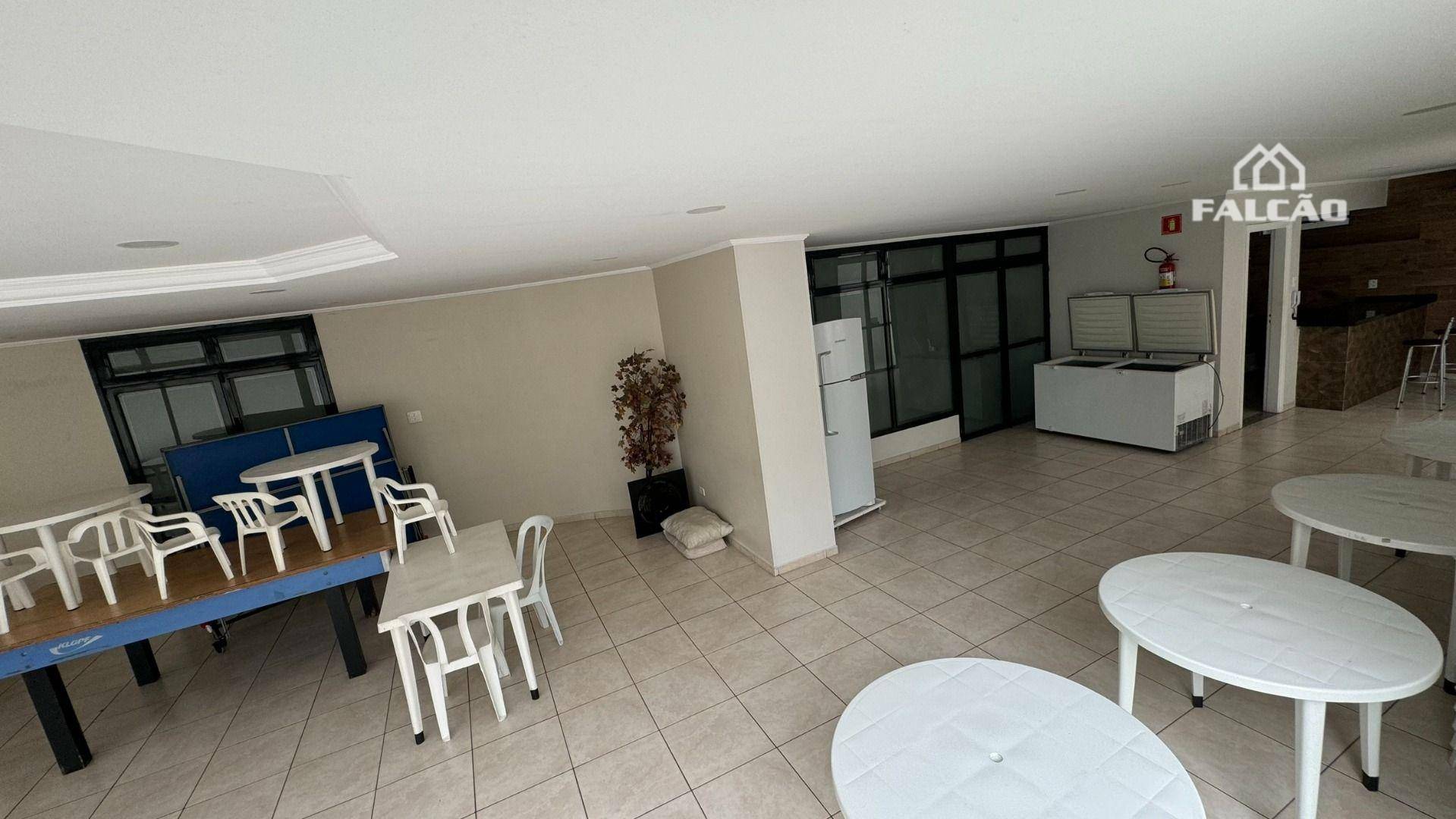 Apartamento para alugar com 3 quartos, 122m² - Foto 35