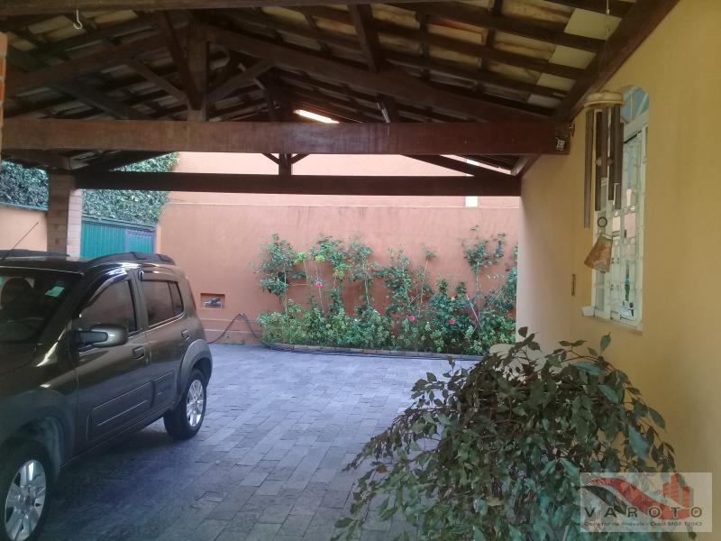 Casa à venda com 3 quartos, 320m² - Foto 11