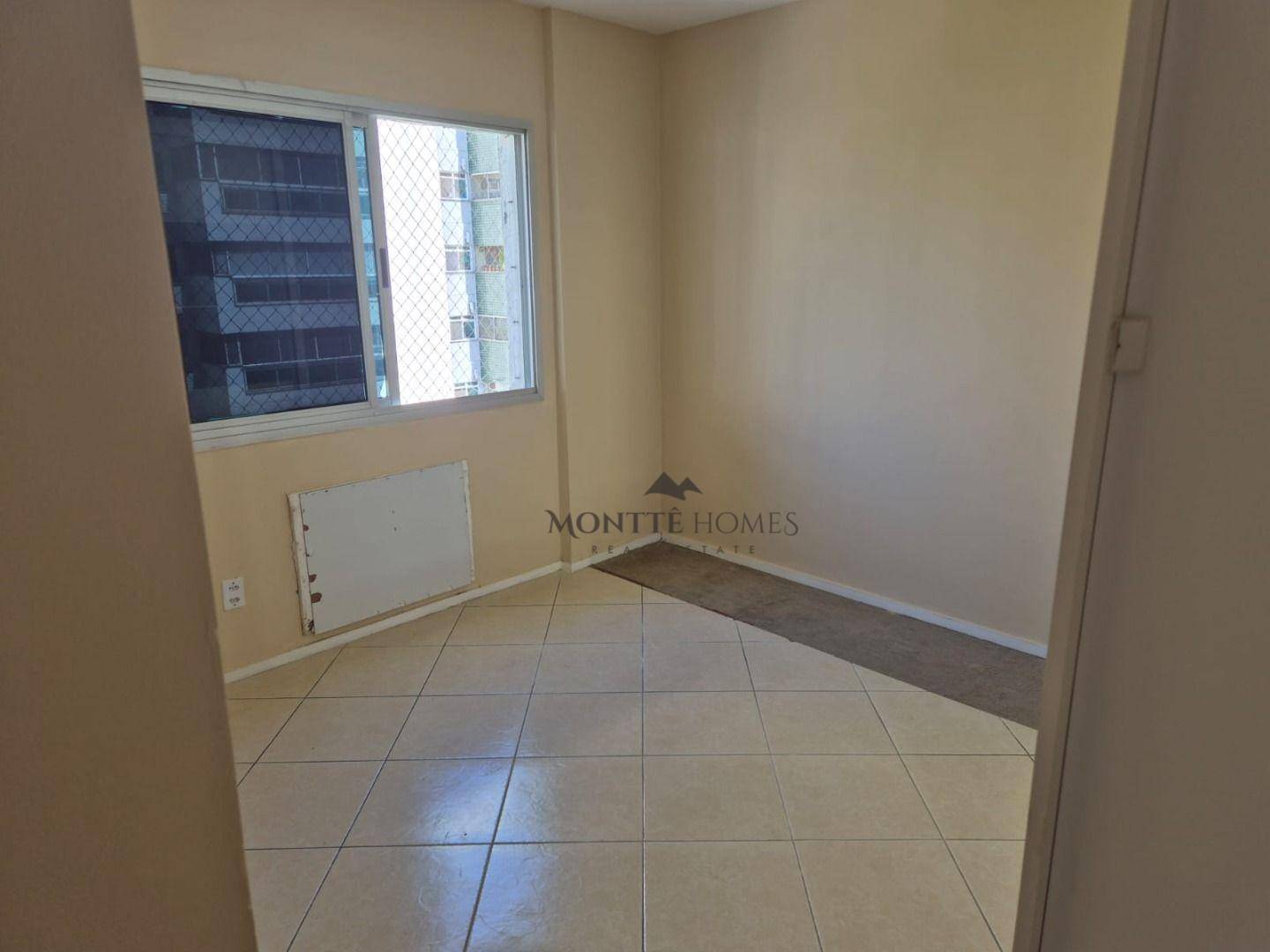 Apartamento para alugar com 3 quartos, 95m² - Foto 13