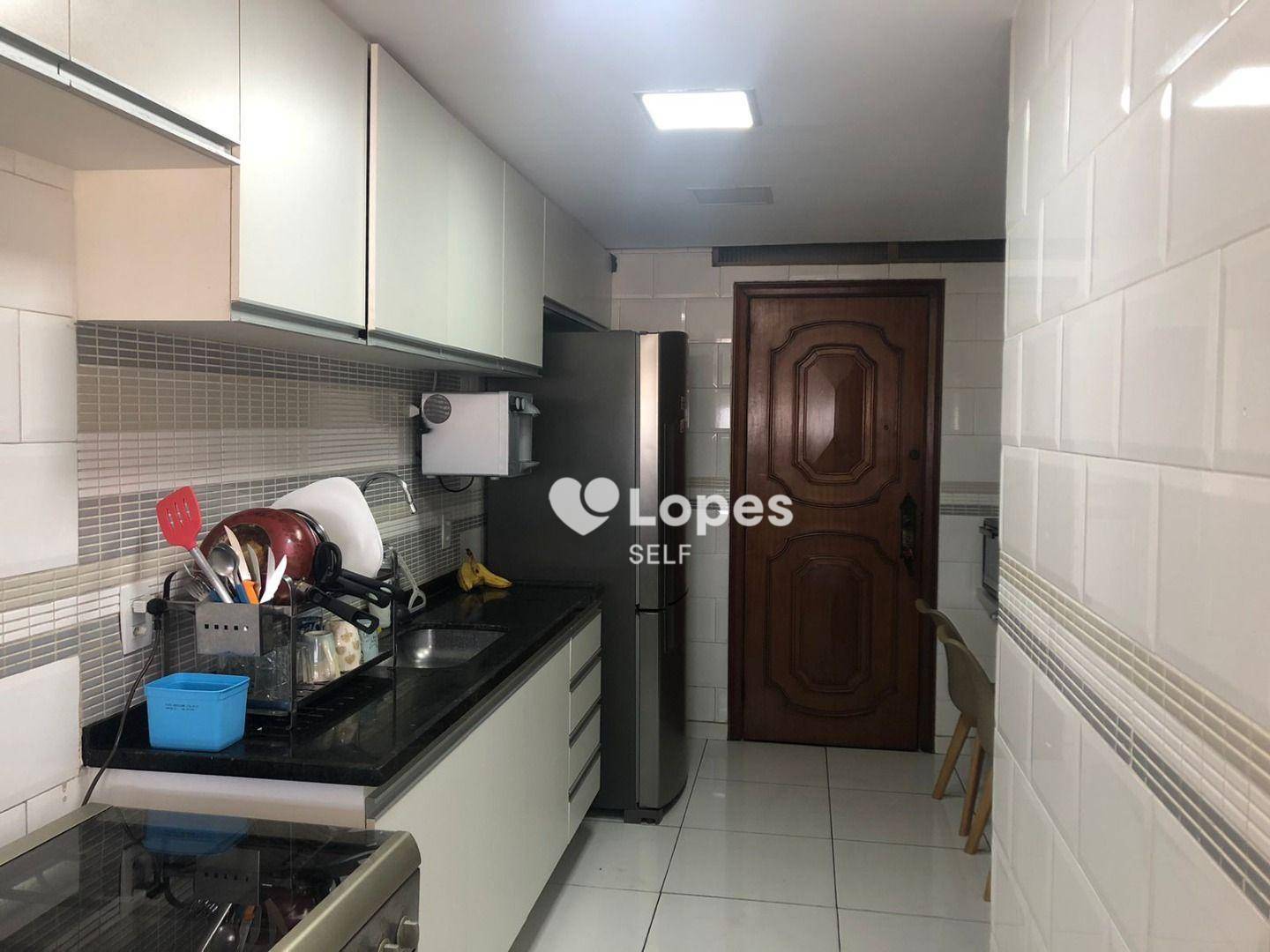 Apartamento à venda com 3 quartos, 100m² - Foto 12