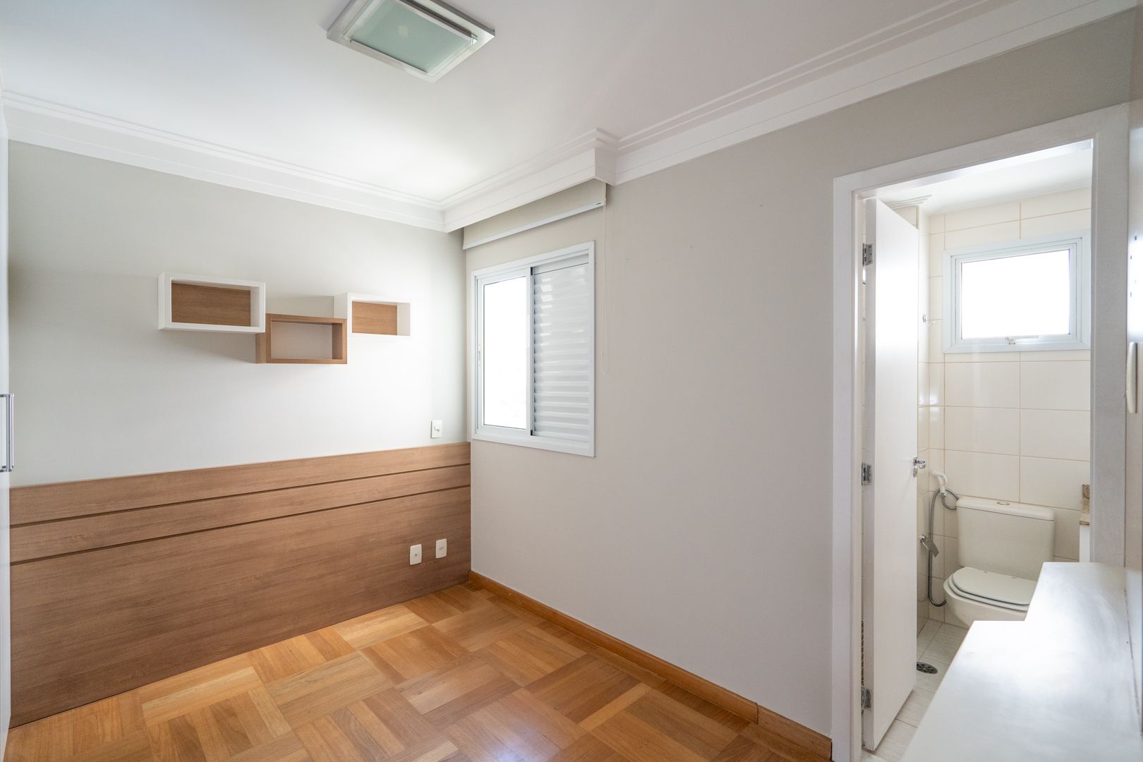 Apartamento à venda com 4 quartos, 173m² - Foto 14