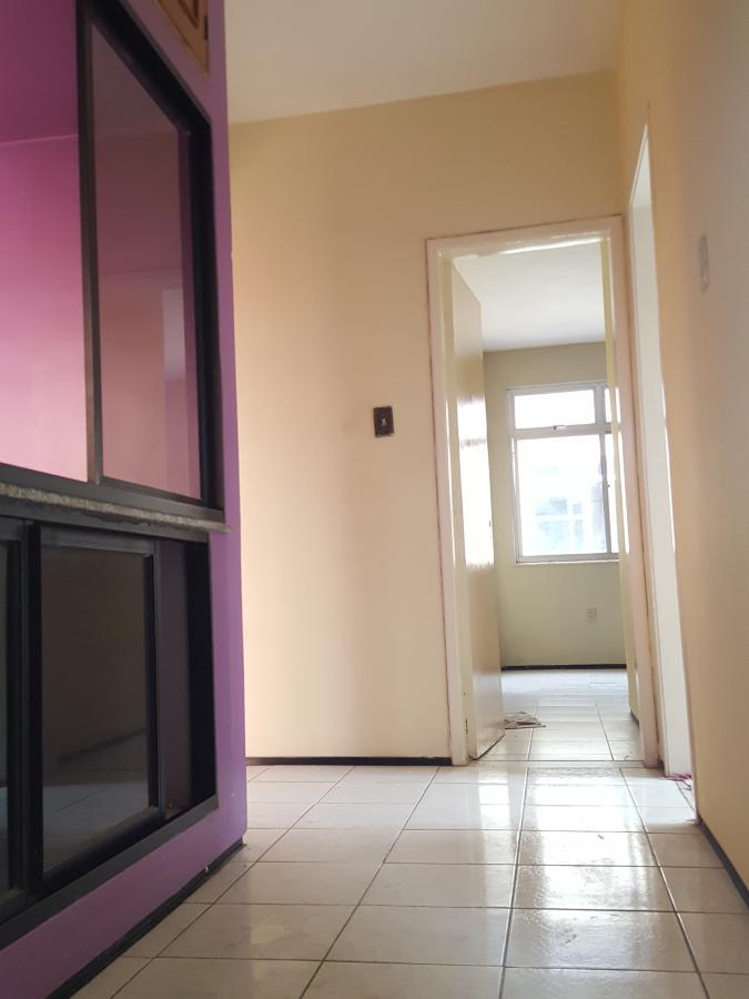 Apartamento à venda com 3 quartos, 96m² - Foto 10