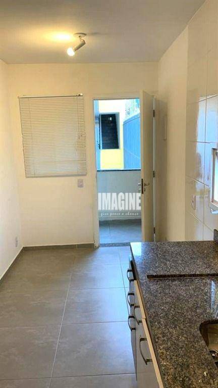 Apartamento à venda com 1 quarto, 36m² - Foto 2