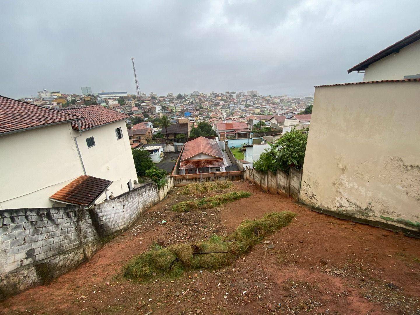 Terreno à venda, 300M2 - Foto 1