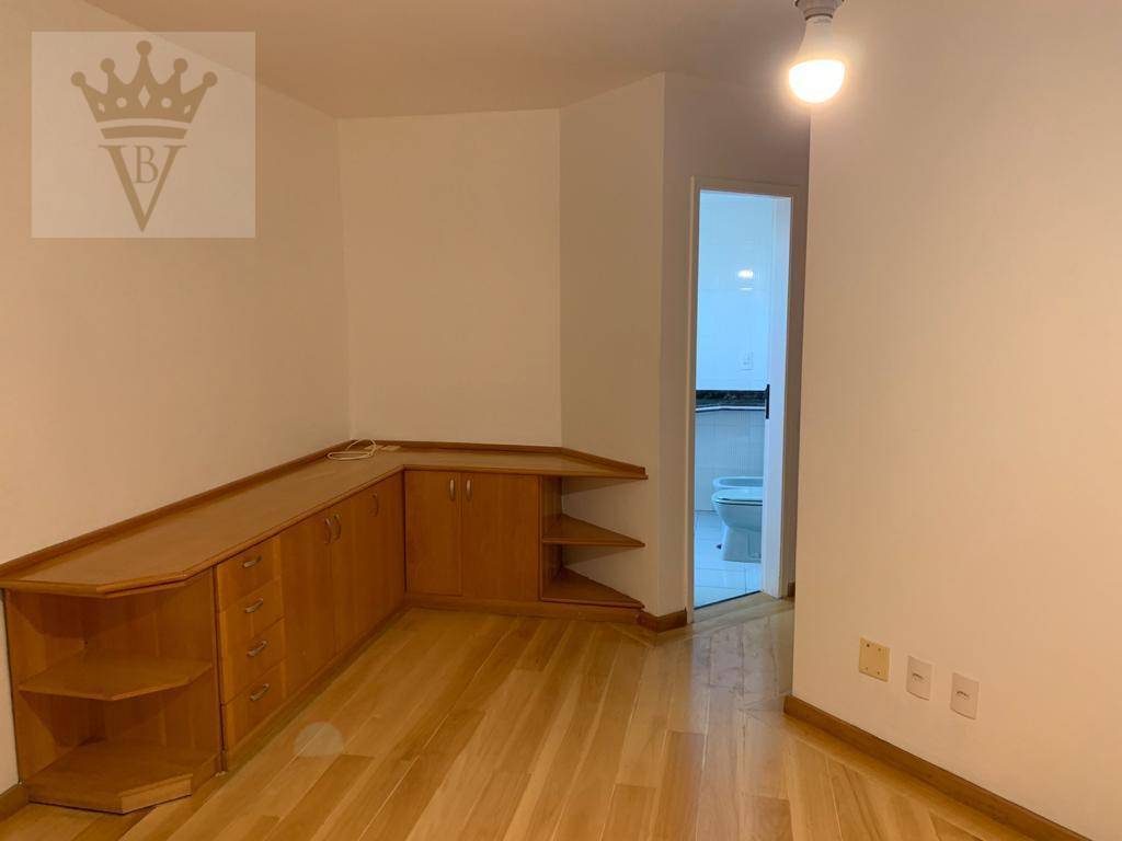 Apartamento para alugar com 3 quartos, 126m² - Foto 12