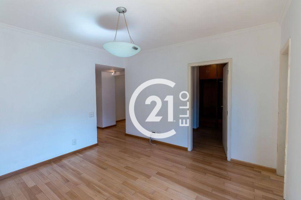 Apartamento para alugar com 3 quartos, 240m² - Foto 20