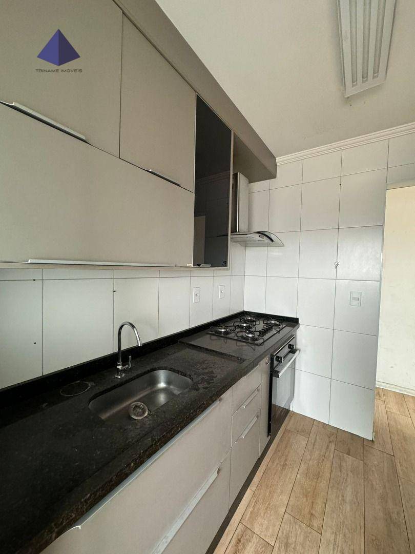 Apartamento à venda com 3 quartos, 69m² - Foto 4