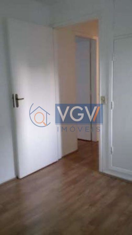 Apartamento à venda com 2 quartos, 78m² - Foto 4