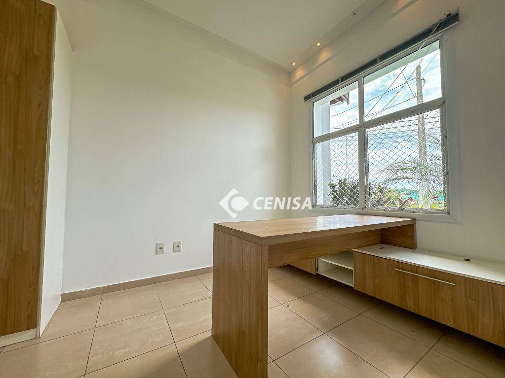 Casa de Condomínio à venda e aluguel com 3 quartos, 240m² - Foto 44