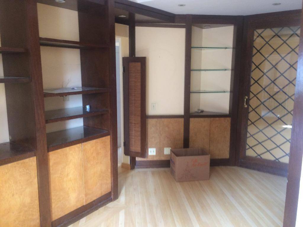 Apartamento à venda e aluguel com 4 quartos, 240m² - Foto 12