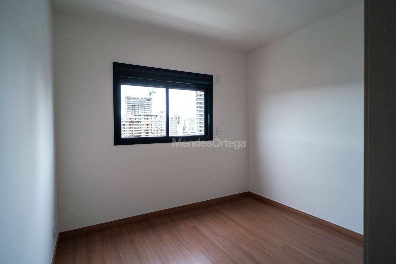 Apartamento à venda com 3 quartos, 107m² - Foto 13