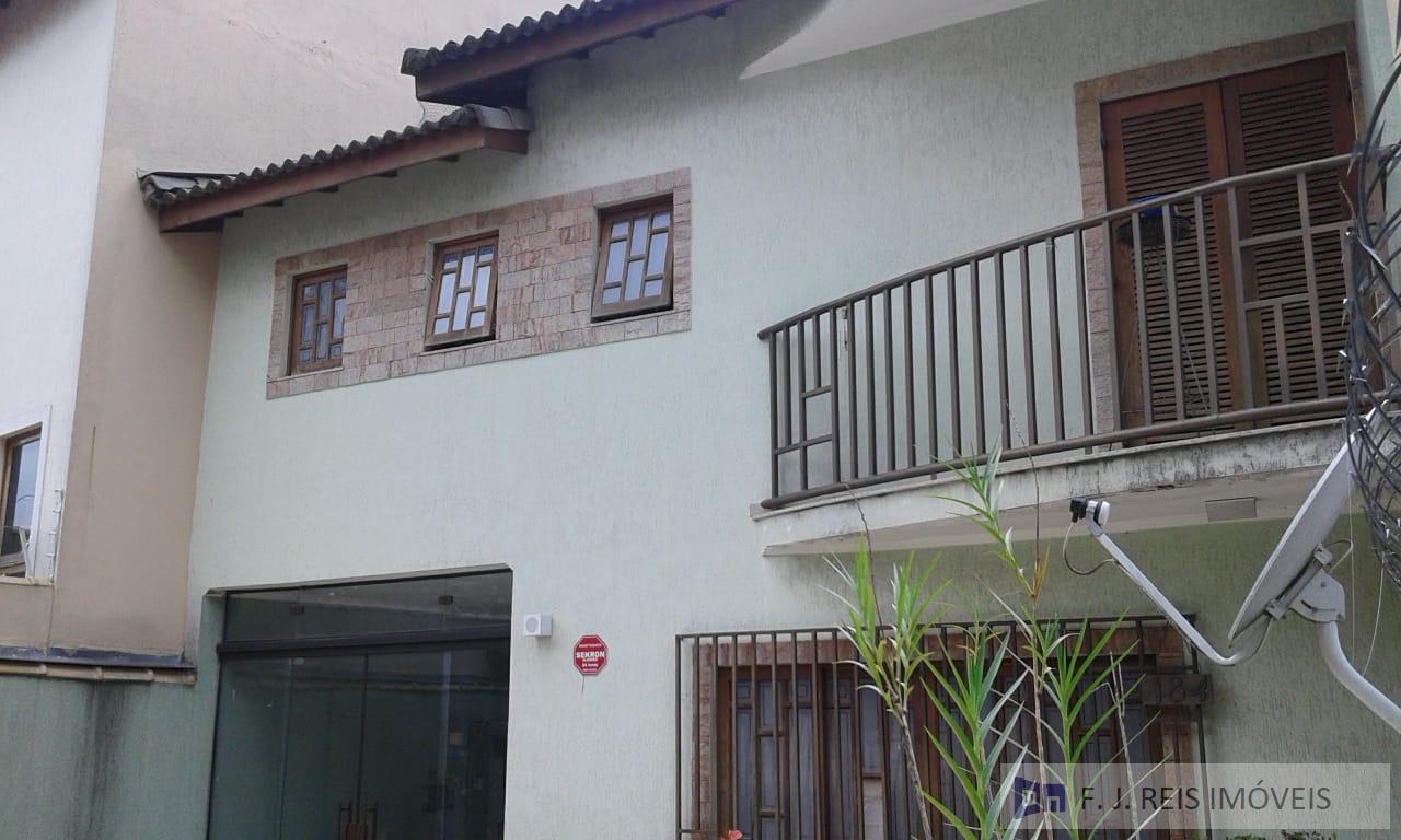 Sobrado à venda com 3 quartos, 180m² - Foto 2