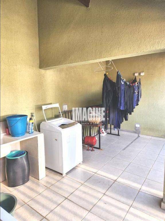 Sobrado à venda com 2 quartos, 120m² - Foto 17