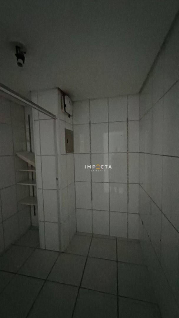 Sobrado à venda com 3 quartos, 200m² - Foto 4