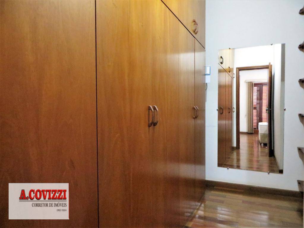 Casa à venda com 4 quartos, 225m² - Foto 15