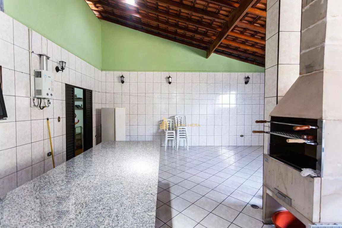 Sobrado à venda com 2 quartos, 247m² - Foto 25