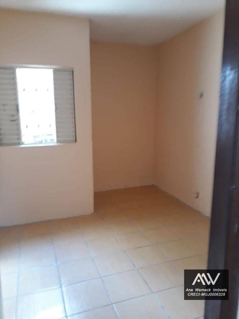 Casa à venda com 3 quartos, 100m² - Foto 9