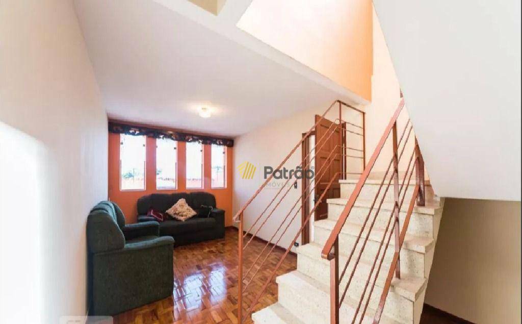 Casa à venda e aluguel com 5 quartos, 166m² - Foto 5