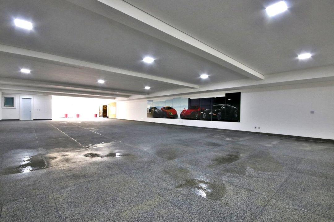 Casa de Condomínio à venda com 10 quartos, 2150m² - Foto 3