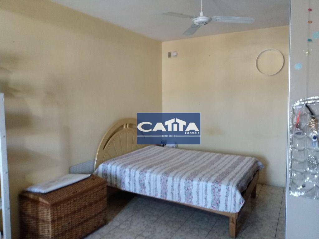 Casa à venda com 6 quartos, 220m² - Foto 16