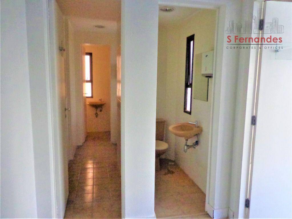 Conjunto Comercial-Sala à venda e aluguel, 240m² - Foto 17