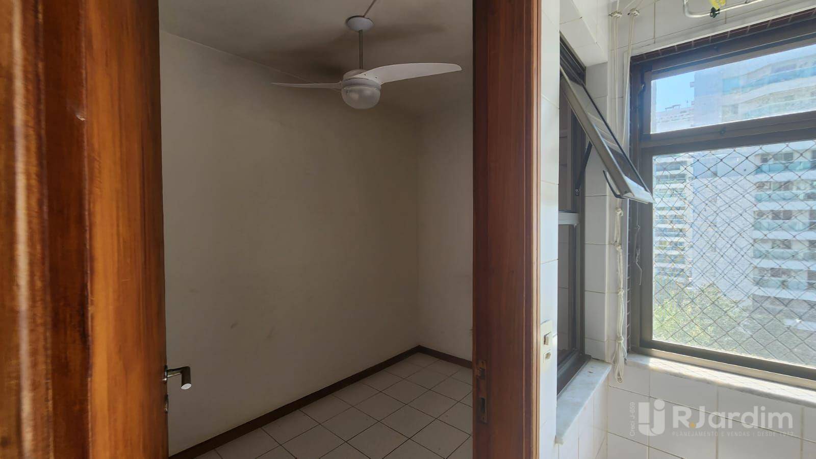 Apartamento para alugar com 3 quartos, 114m² - Foto 11