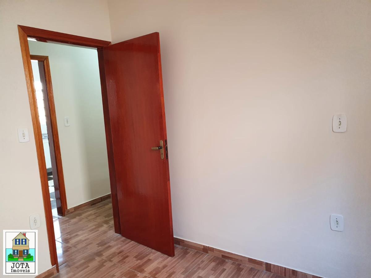 Casa à venda com 3 quartos, 180m² - Foto 13