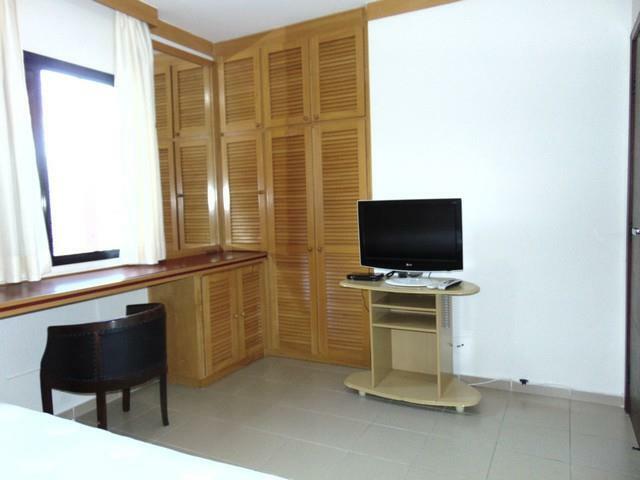 Apartamento à venda com 4 quartos, 200m² - Foto 28